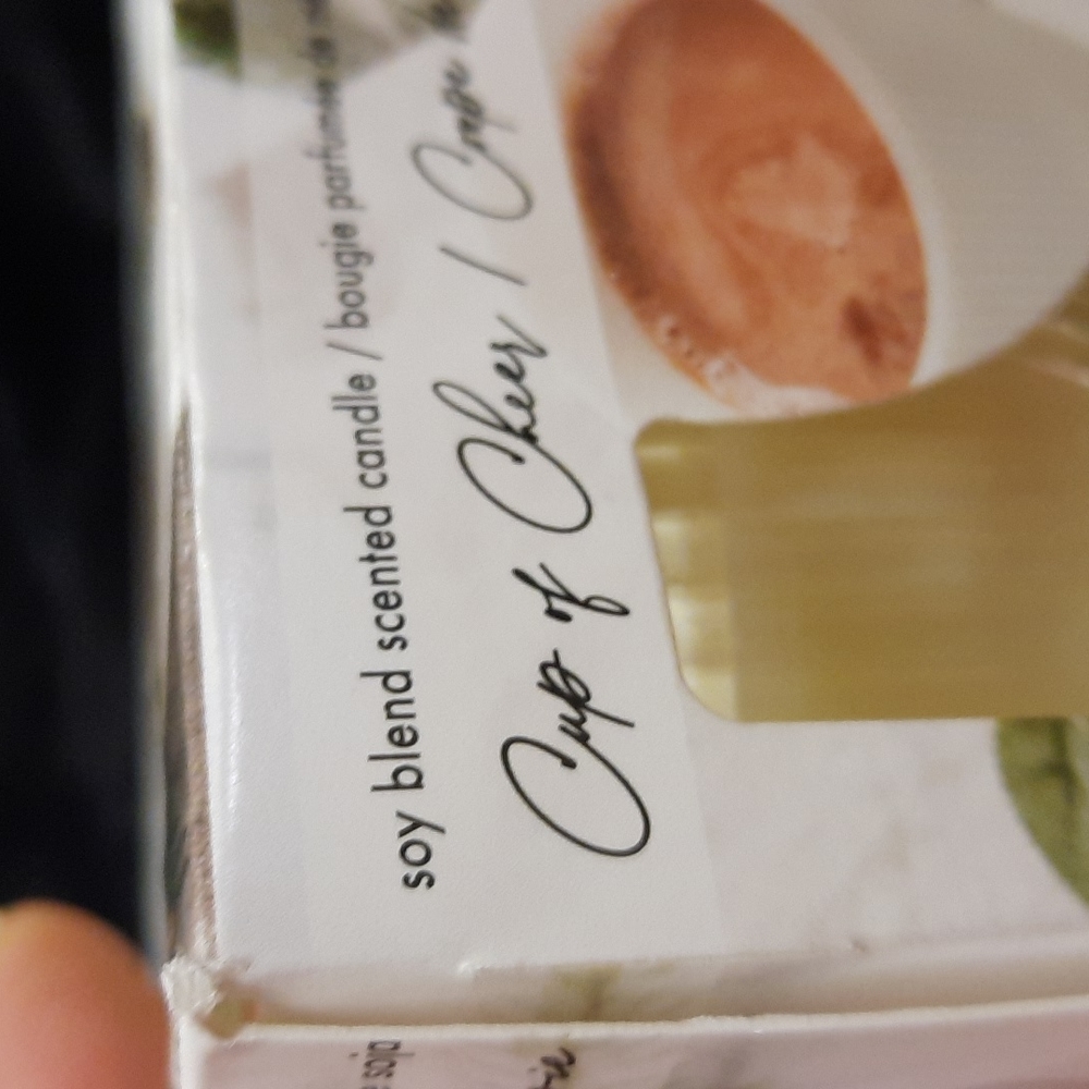 Soy blended candles ( 4) scents 3 Oz each - Picture 5 of 5